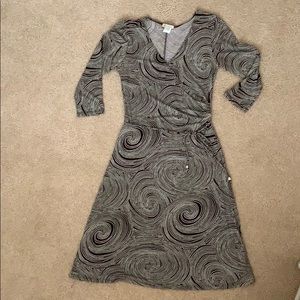 Wrap style brown and cream dress